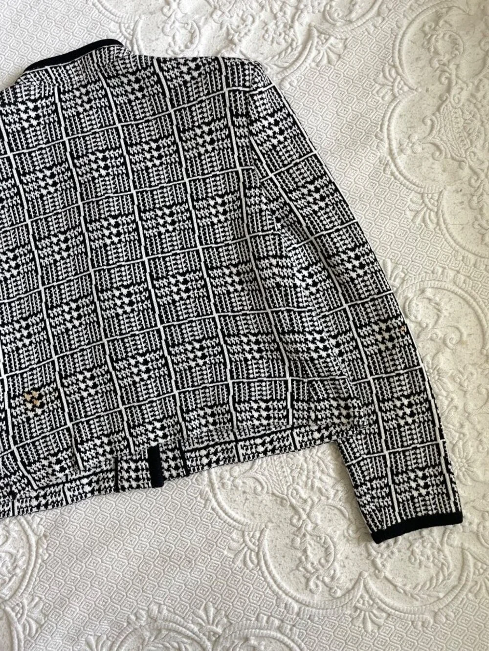 St. John Collection Old Money Abstract Houndstooth Black + White Knit Jacket 8